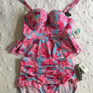 Torrid 2 piece Swimsuit NWT Plus Size 0